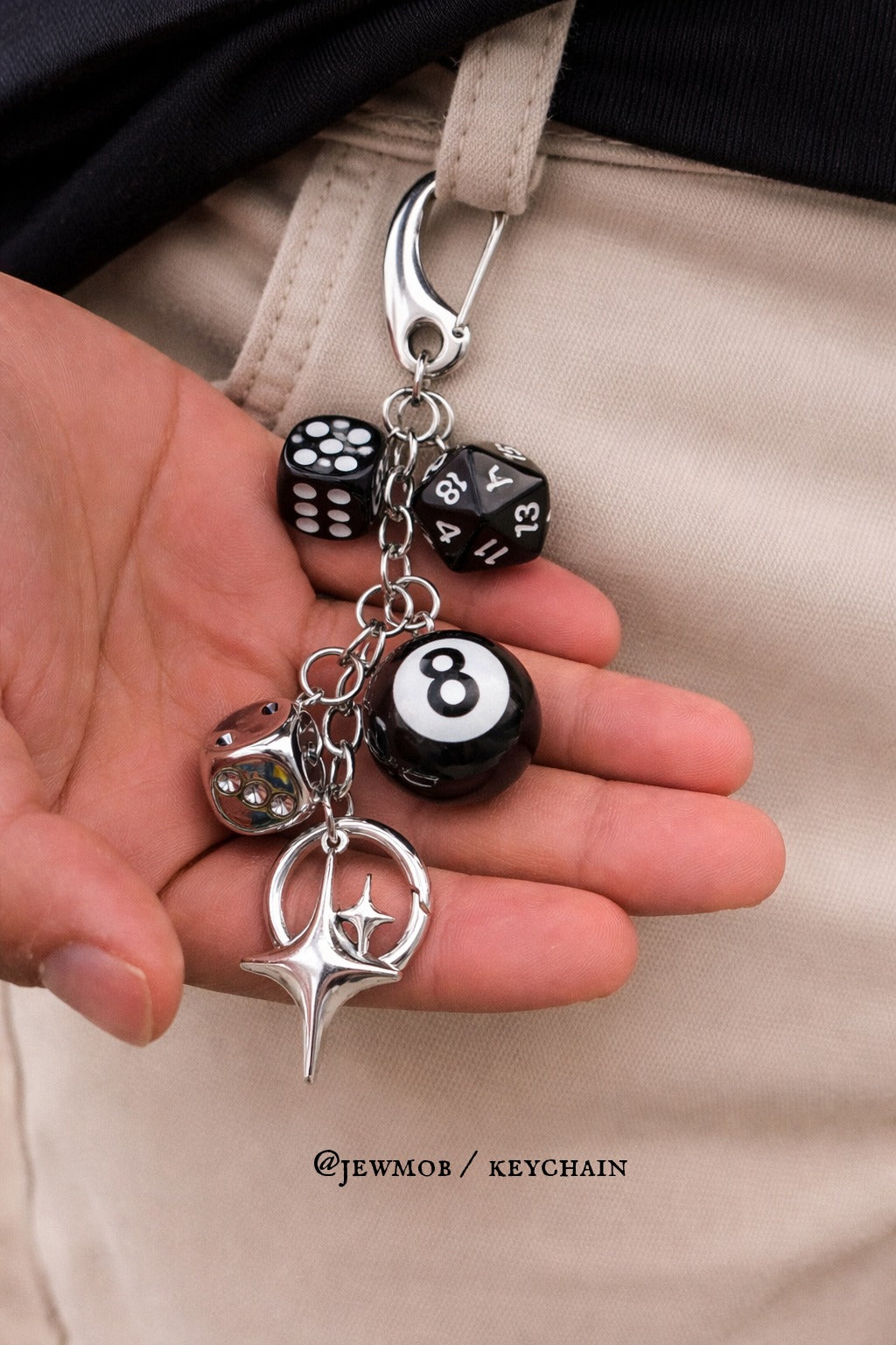 8 Ball Keychain